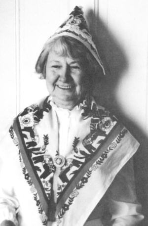 TRADITIONAL_SWEDISH_COSTUME